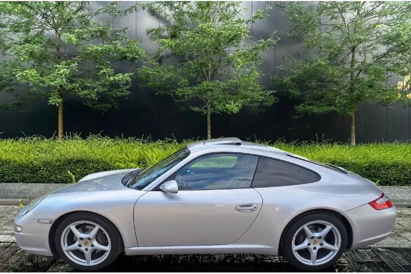 Porsche 911 (2005)