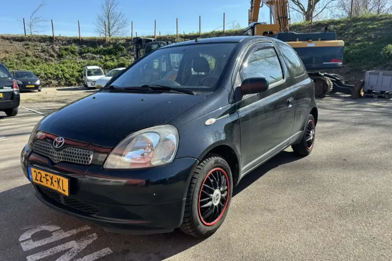 Toyota Yaris (2000)