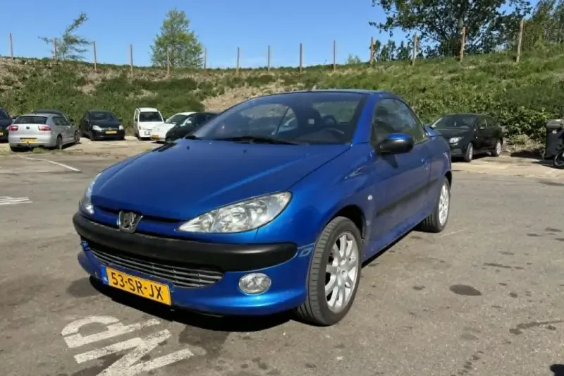 Peugeot 206 (2001)