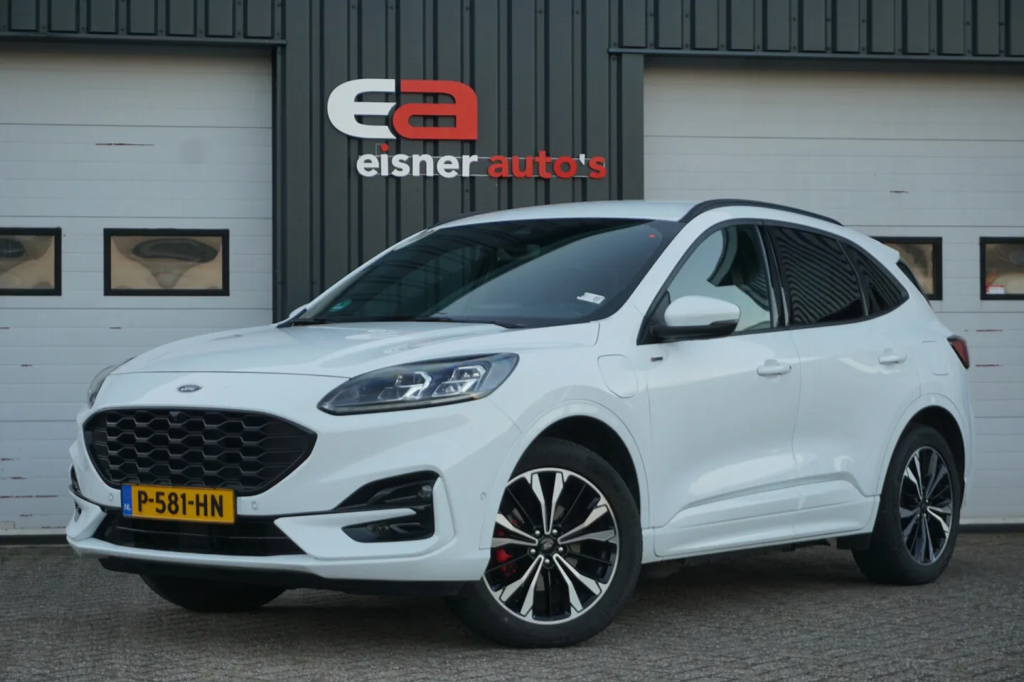 Ford Kuga (2022) — foto 1