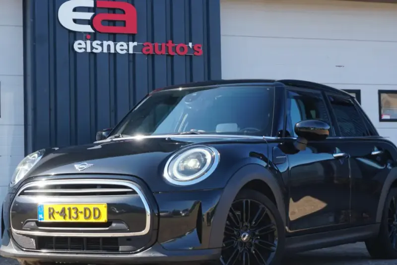 MINI Cooper (2022)