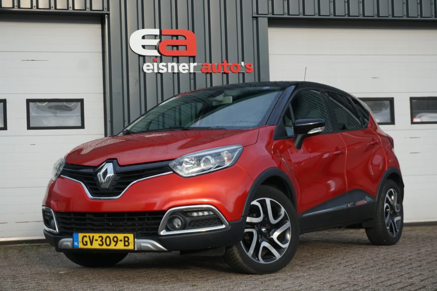 Renault Captur (2015) — foto 1