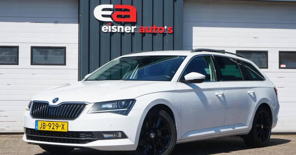Škoda Superb (2016) — foto 1