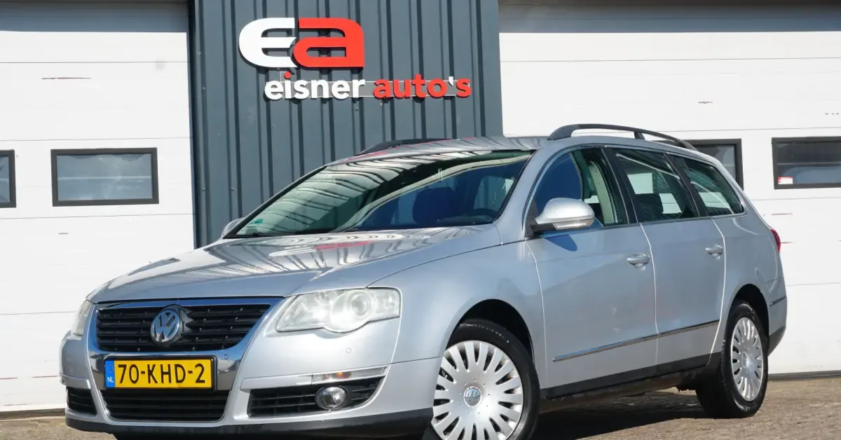 Volkswagen Passat (2009) — foto 1