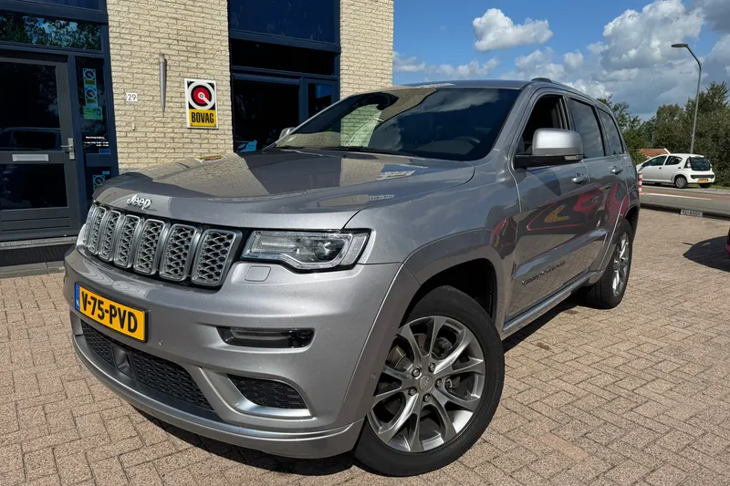 Jeep Grand Cherokee (2020)