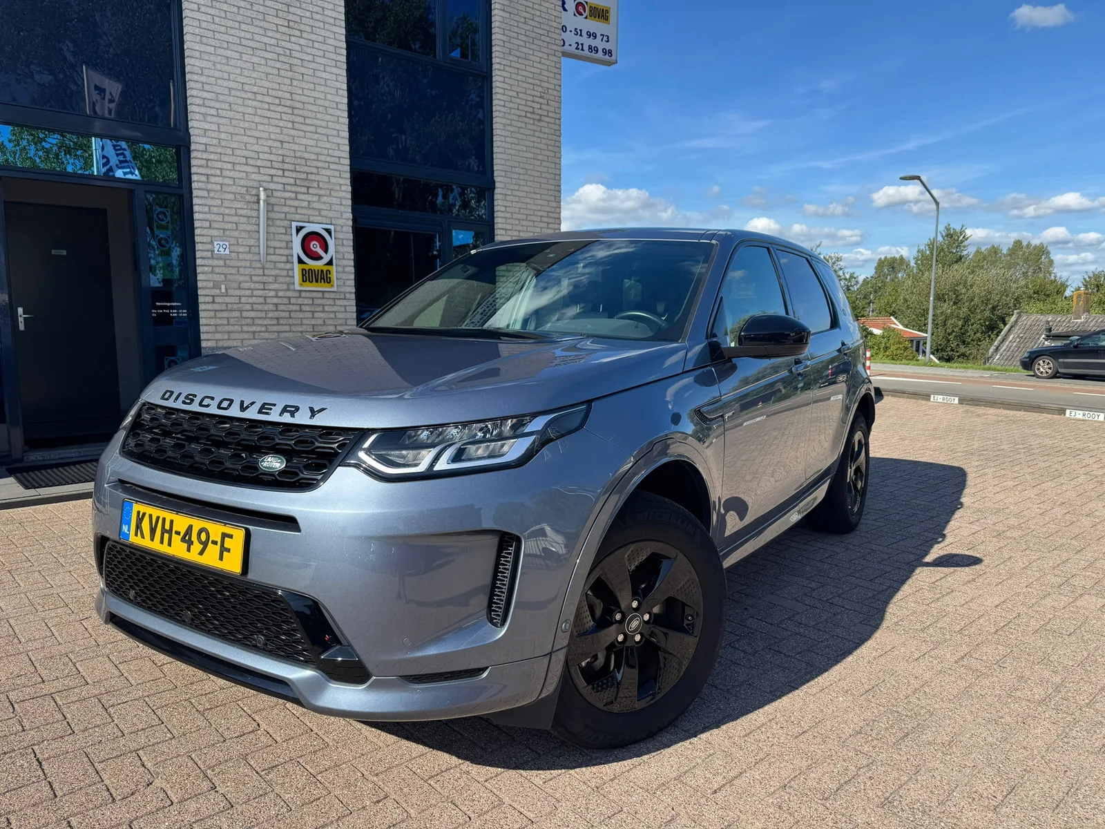 Land Rover Discovery Sport (2020) — foto 1