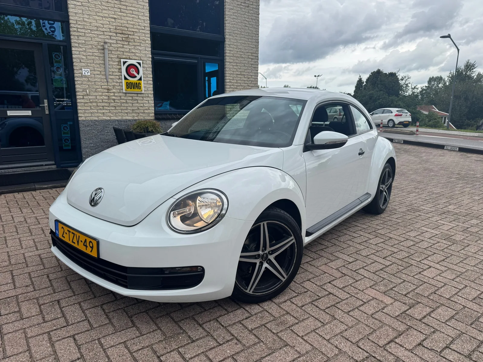 Volkswagen Beetle (2014) — foto 1