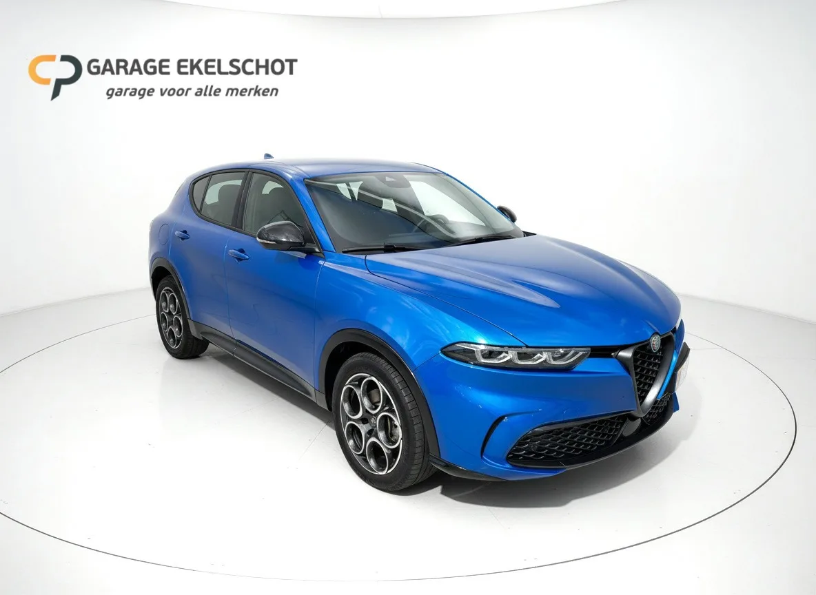 Alfa Romeo Tonale (2024) — foto 1