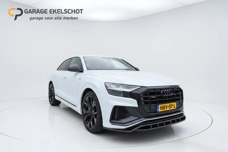 Audi Q8 (2021)