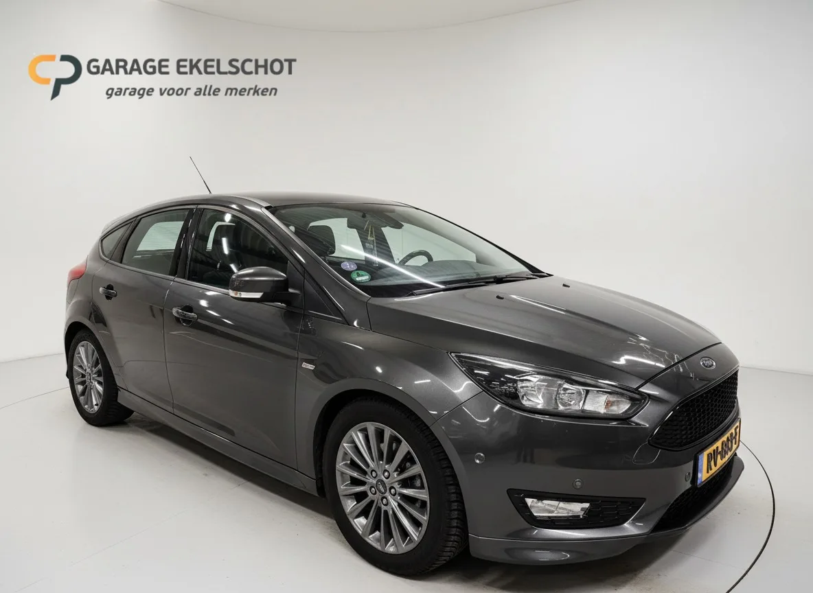 Ford Focus (2018) — foto 1