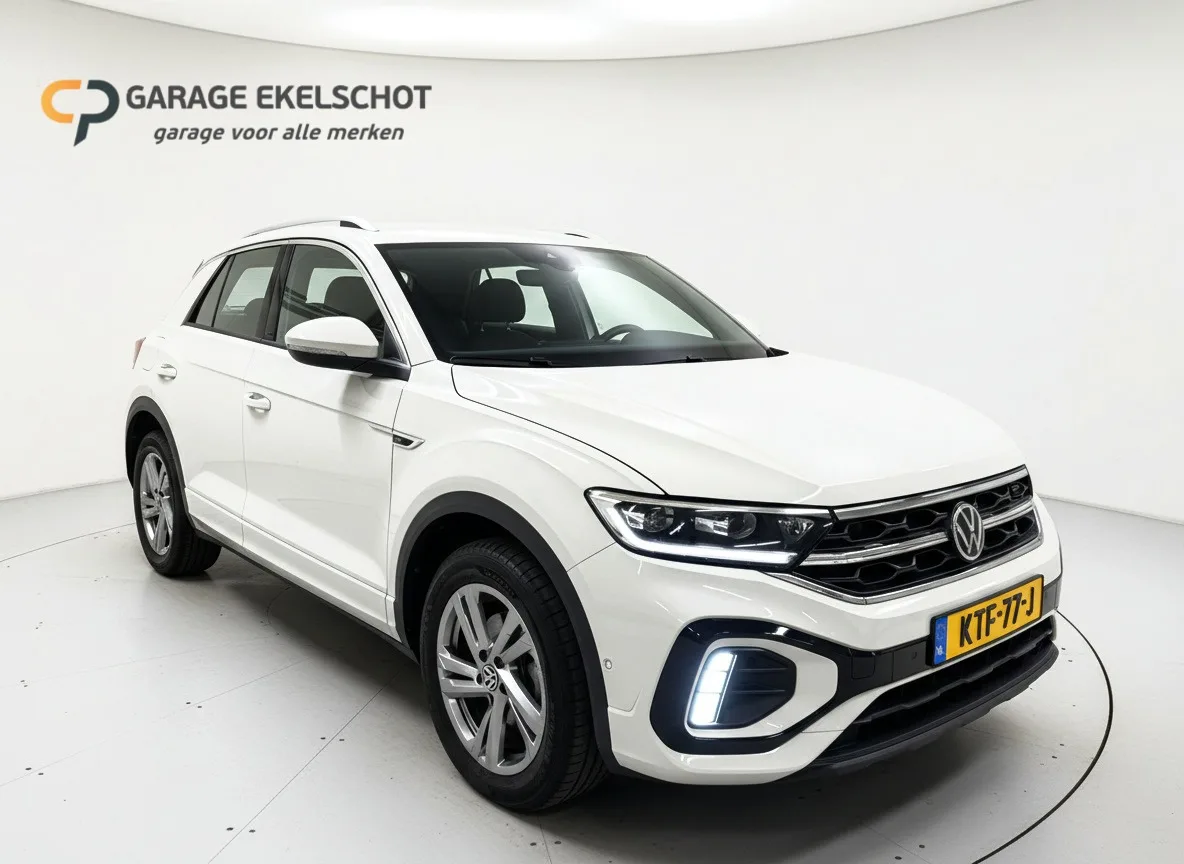 Volkswagen T-Roc (2024) — foto 1