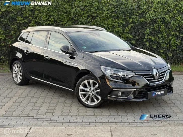 Renault Mégane (2019) — foto 1