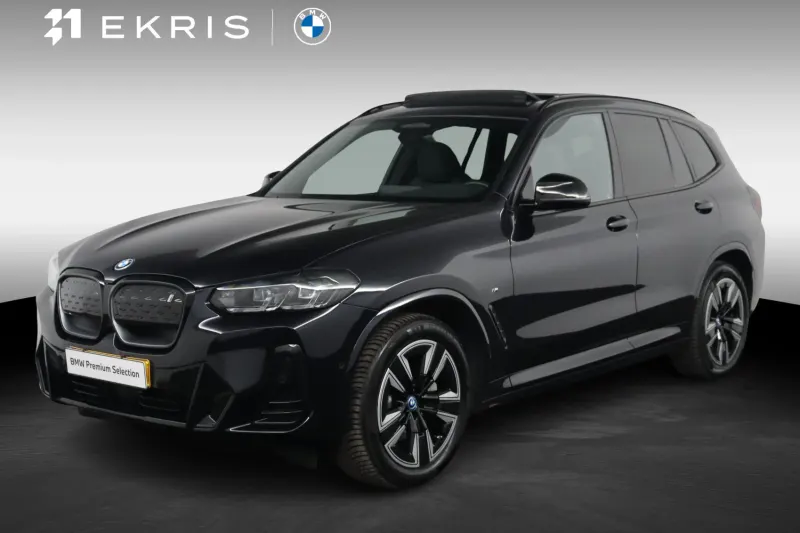 BMW iX3 (2024)