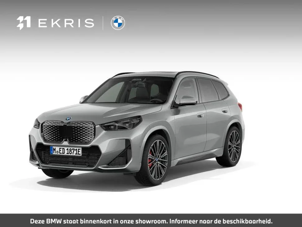 BMW iX1 (2026) — foto 1