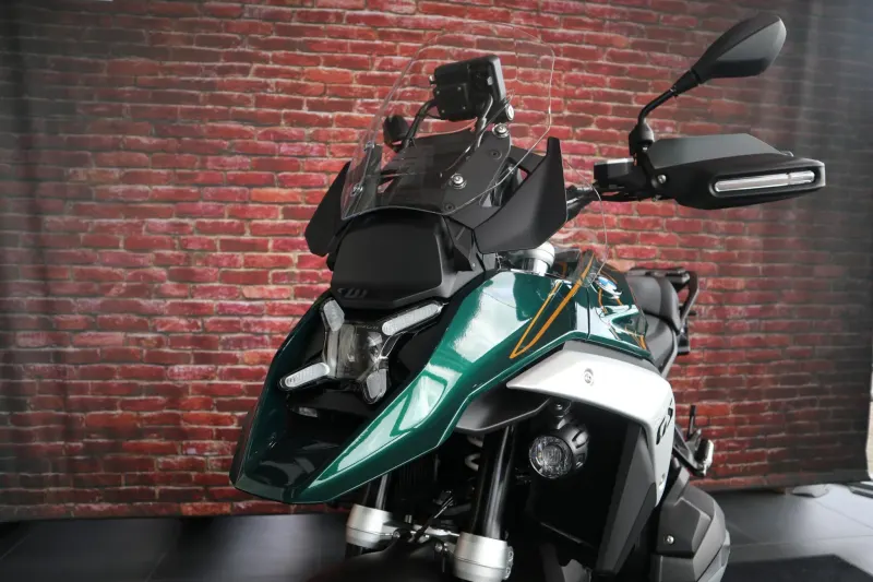BMW R (2026)