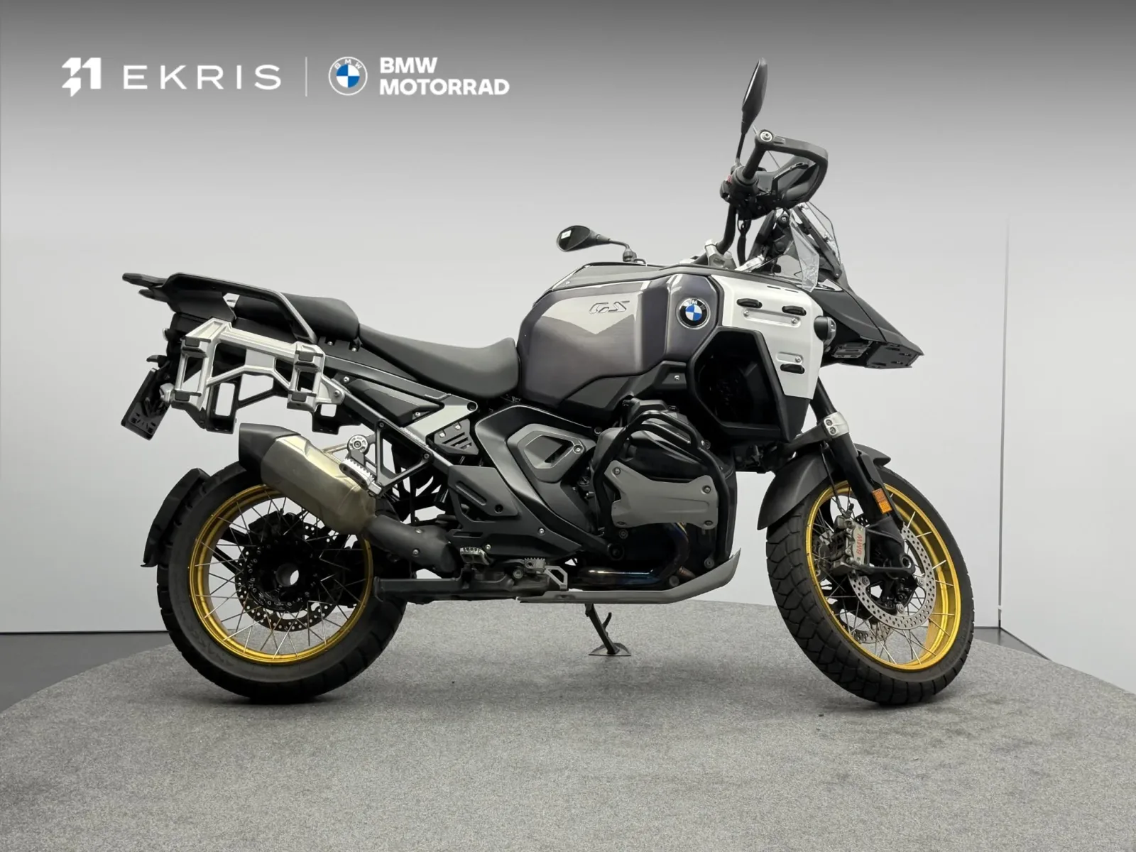 BMW R (2025) — foto 1
