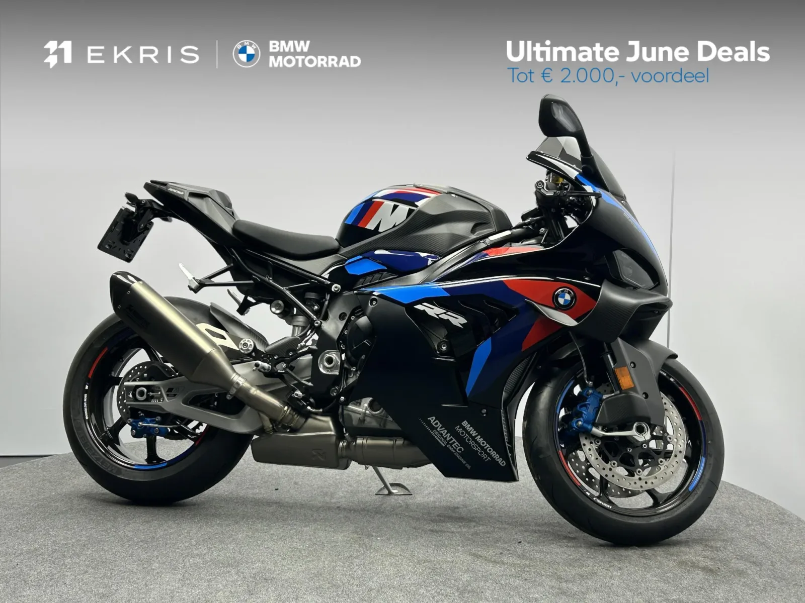 BMW M 1000 RR (2026) — foto 1
