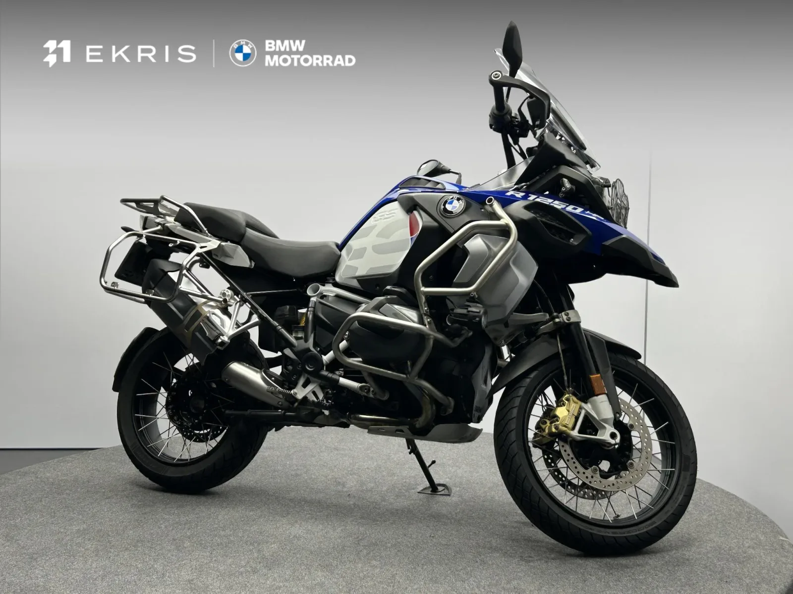 BMW R (2020) — foto 1