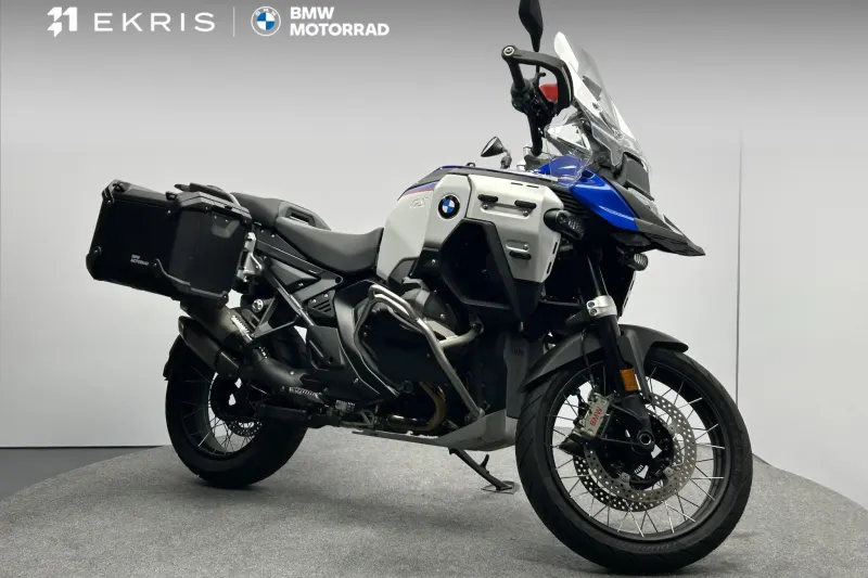 BMW R (2025)
