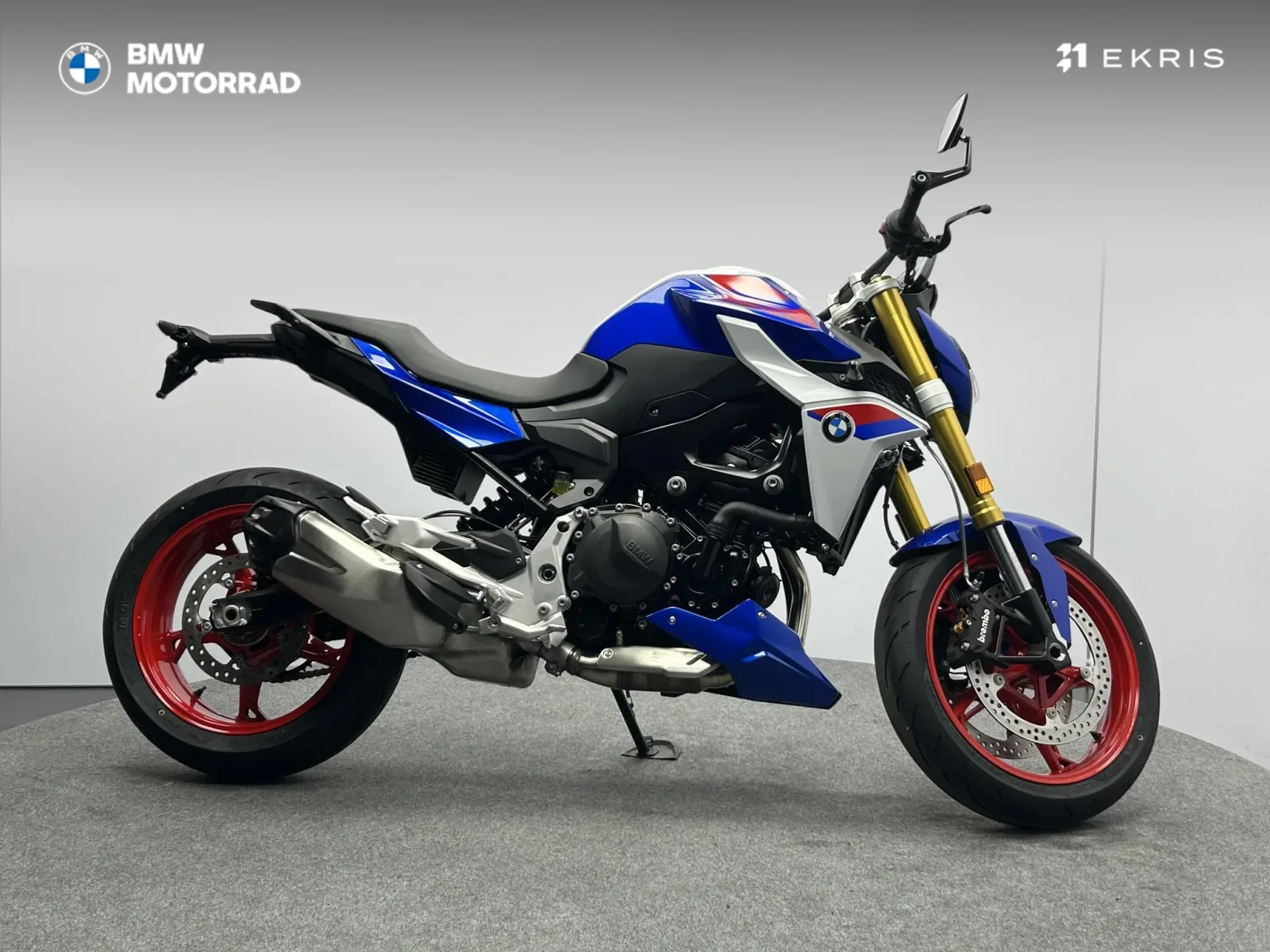 BMW F 900 R (2026) — foto 1