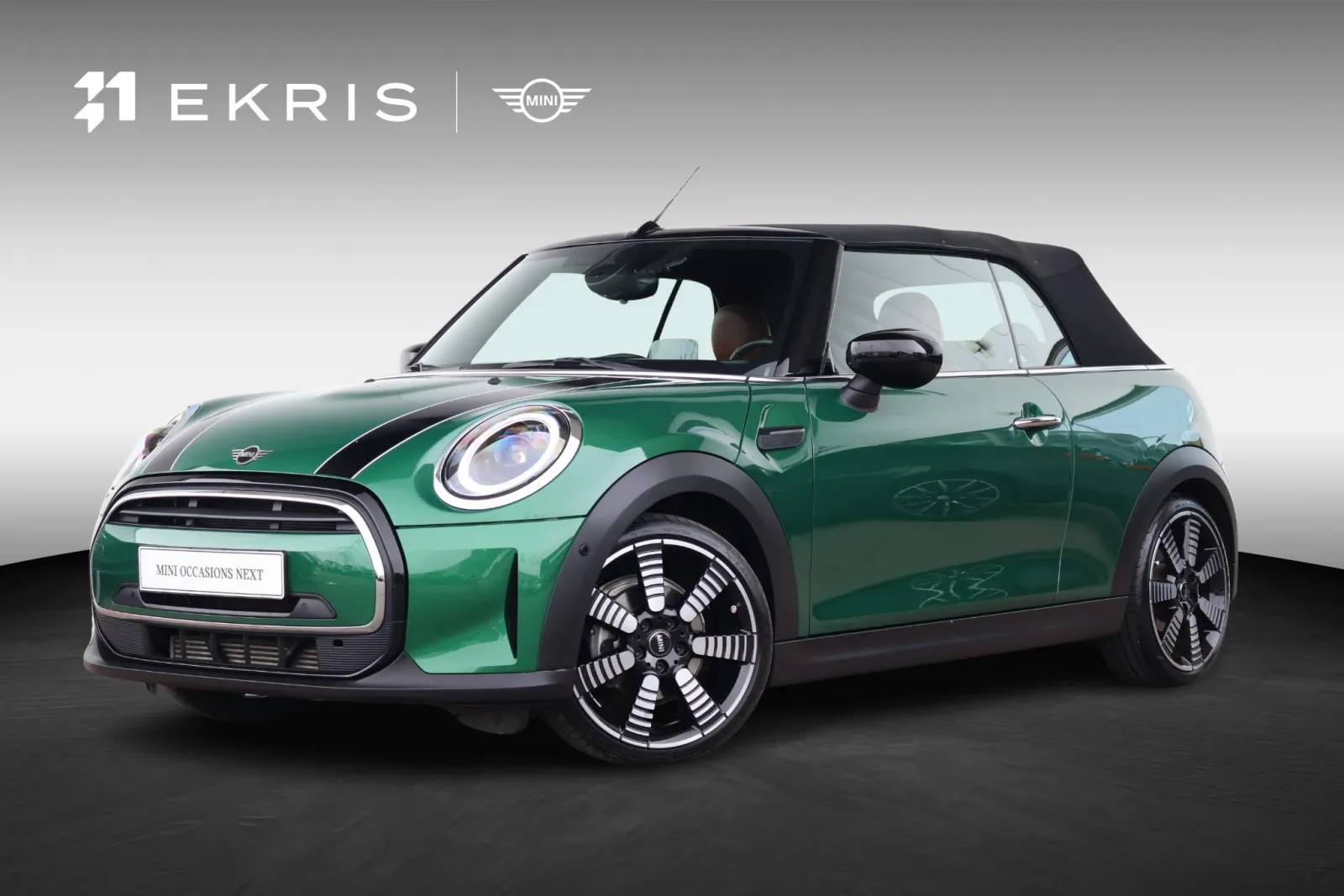 MINI Cabrio (2022) — foto 1