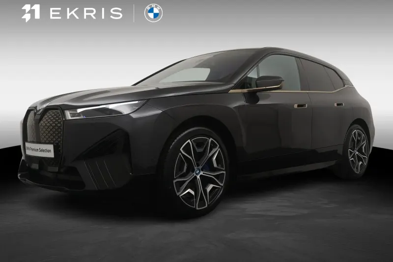 BMW iX (2021)