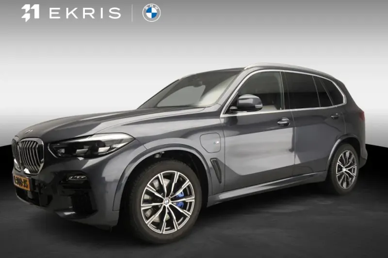 BMW X5 (2021)