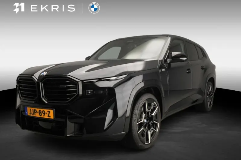 BMW XM (2025)