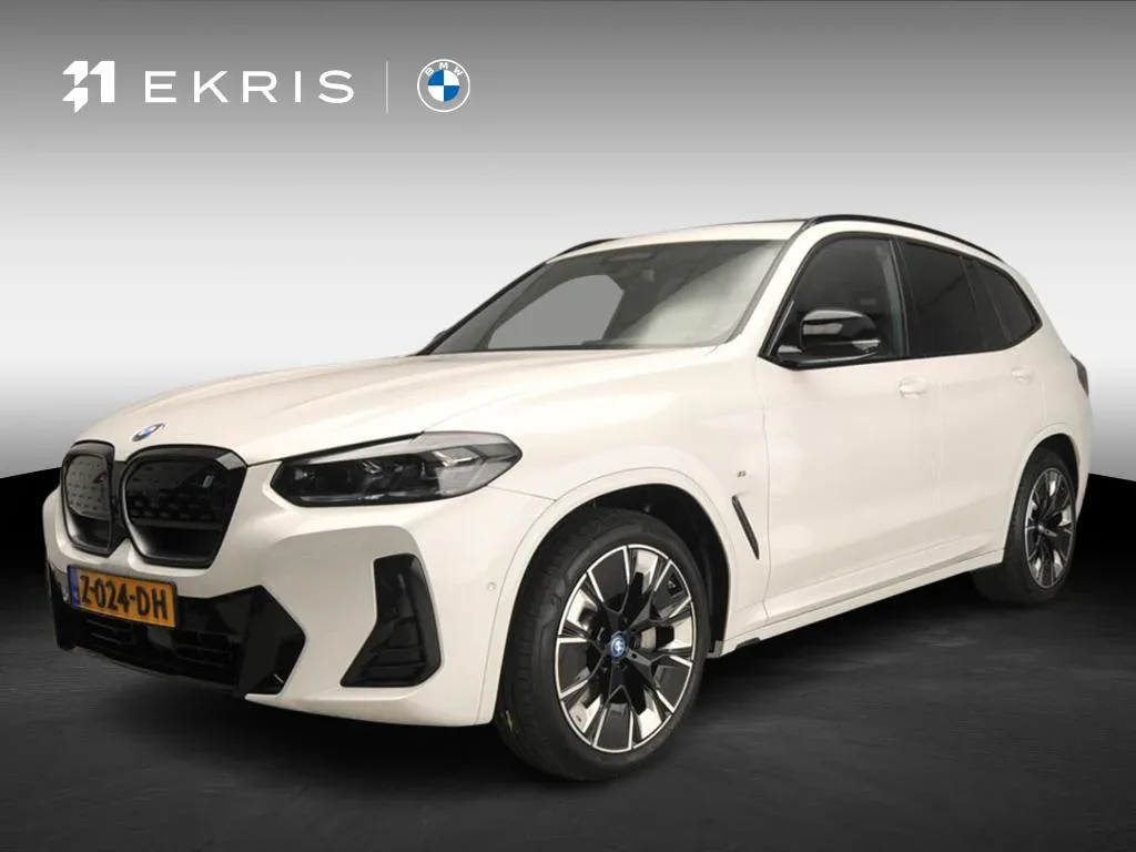 BMW iX3 (2024) — foto 1