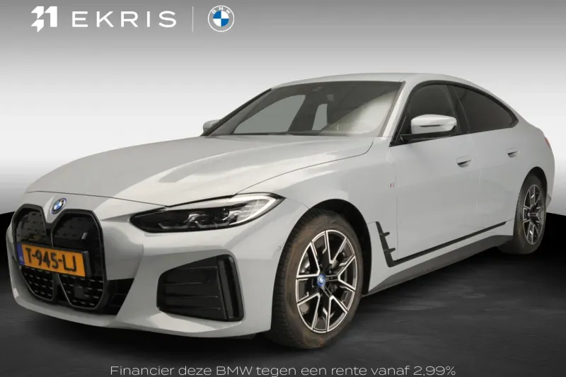 BMW i4 (2023)