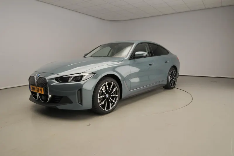 BMW i4 (2025)