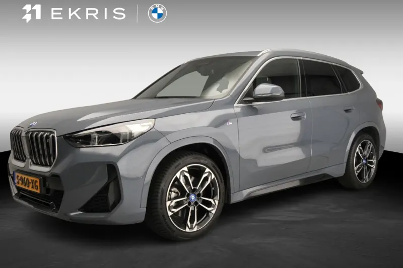 BMW iX1 (2023)