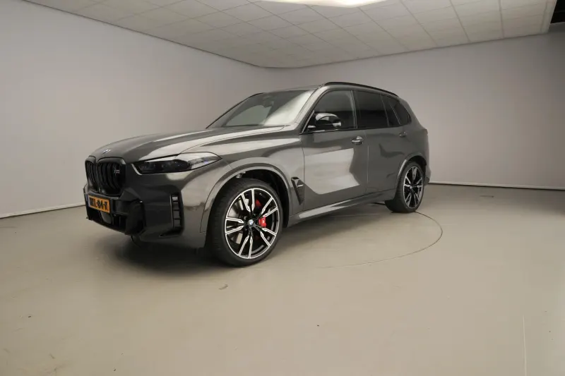 BMW X5 (2025)