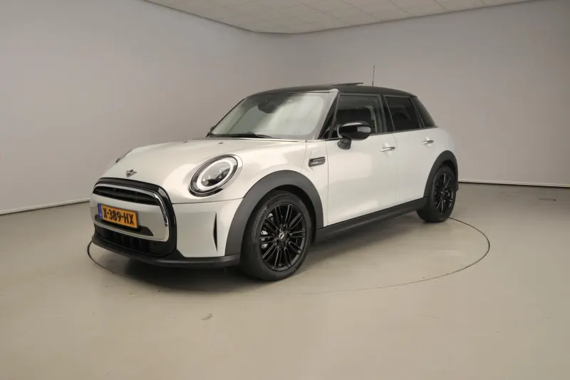 MINI Cooper (2022)
