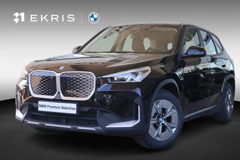 BMW iX1 (2024)