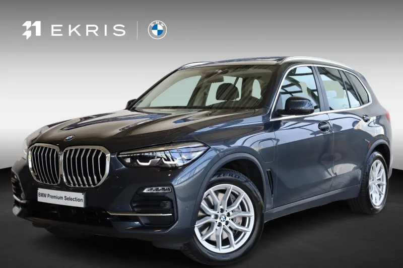 BMW X5 (2021)