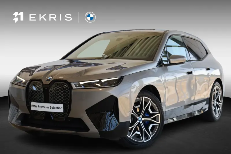 BMW iX (2023)