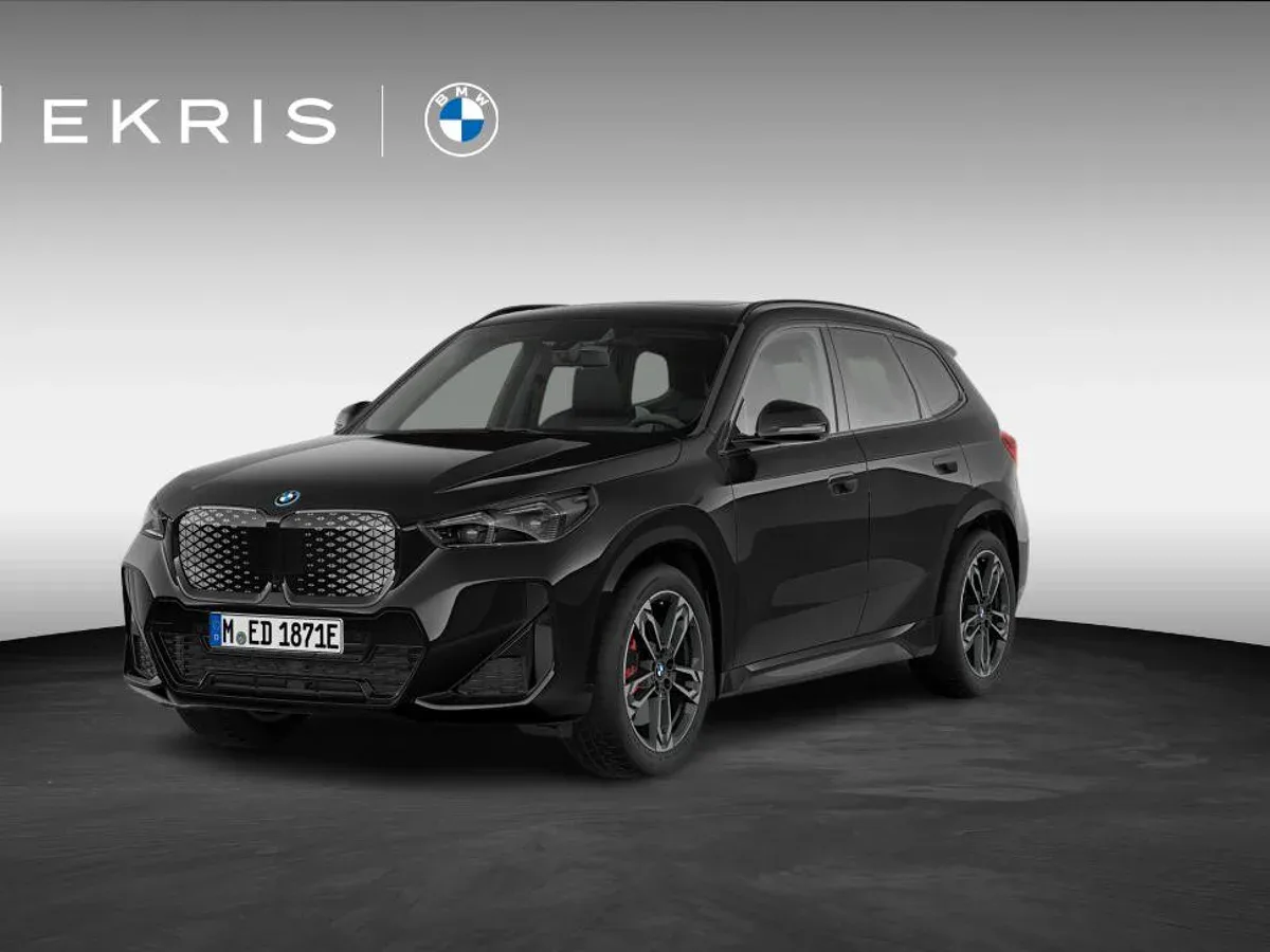 BMW iX1 (2026) — foto 1