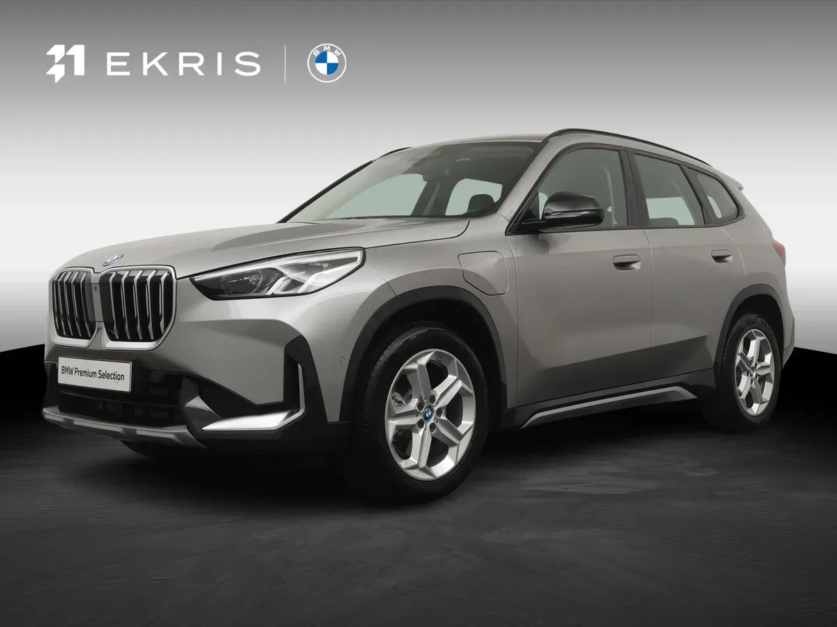 BMW X1 (2023) — foto 1