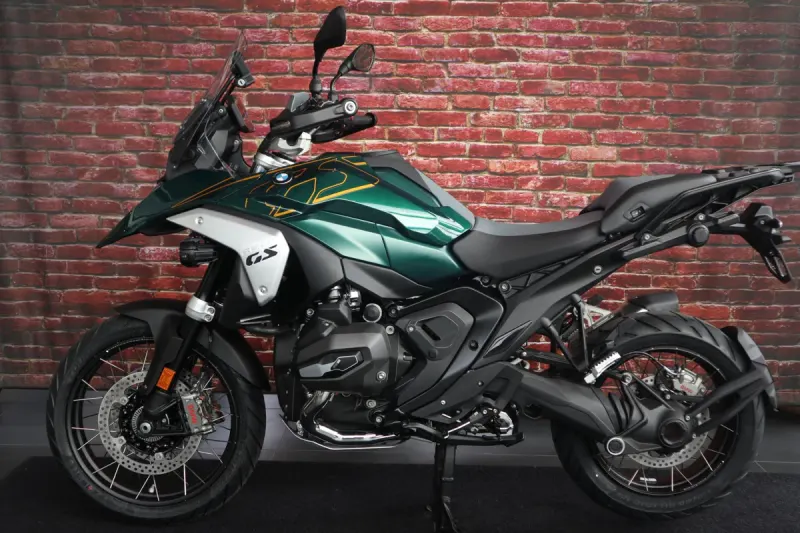 BMW R (2026)