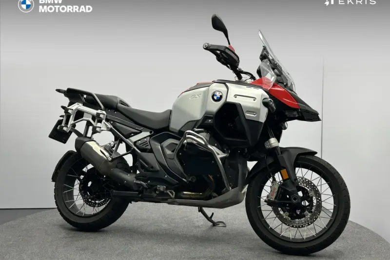 BMW R (2025)