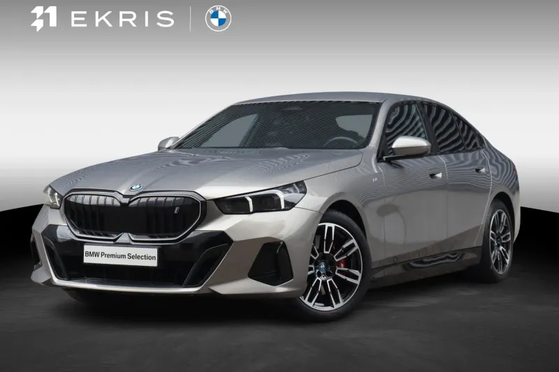 BMW i5 (2023)