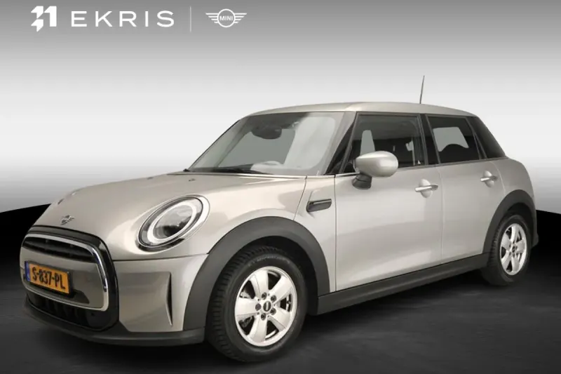 MINI Cooper (2023)