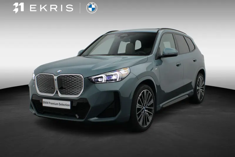 BMW iX1 (2024)