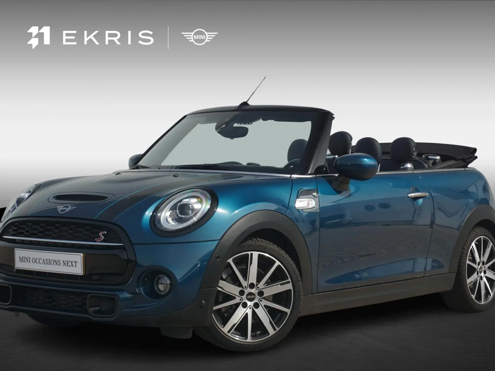 MINI Cabrio (2020) — foto 1