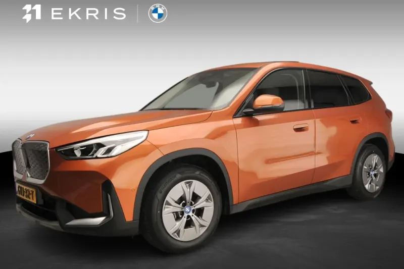 BMW iX1 (2024)
