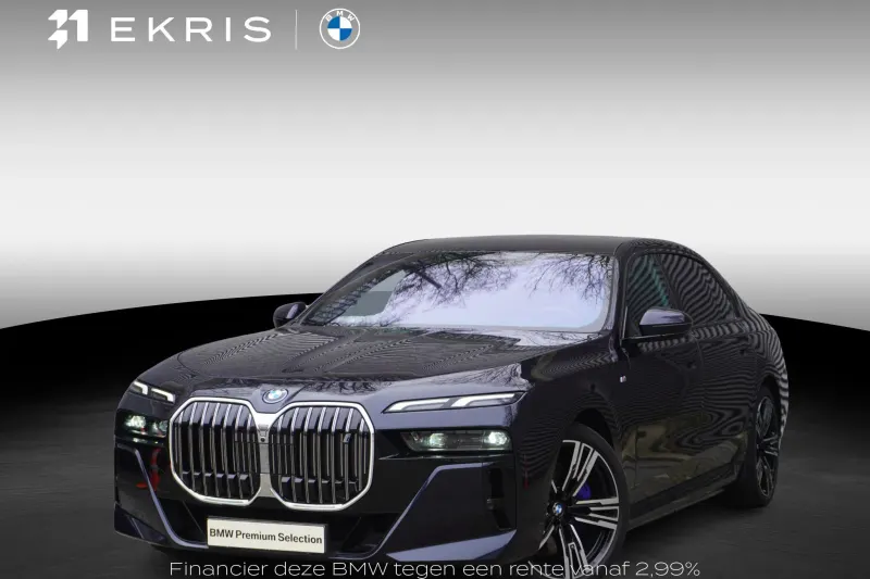 BMW i7