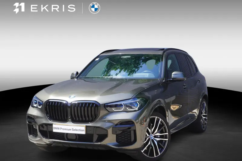 BMW X5 (2023)
