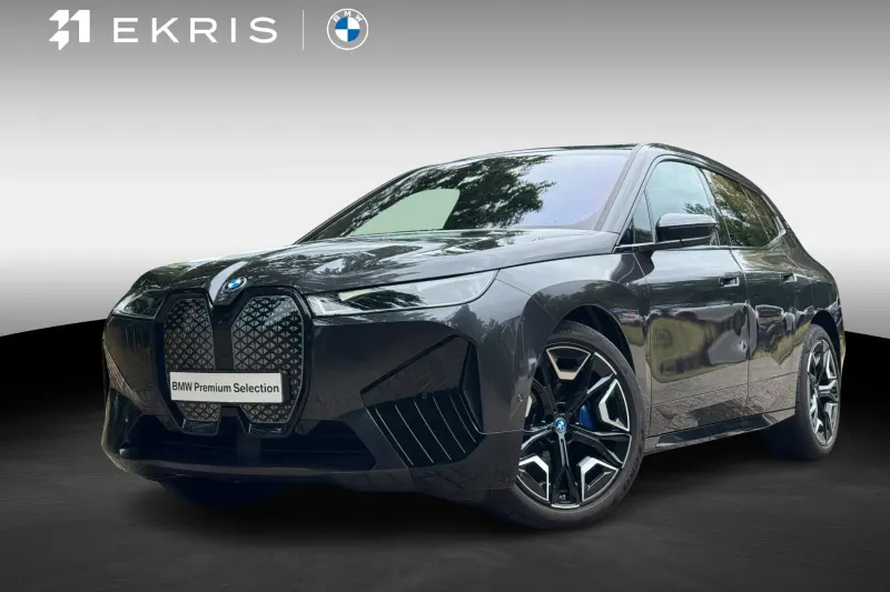 BMW iX (2021)