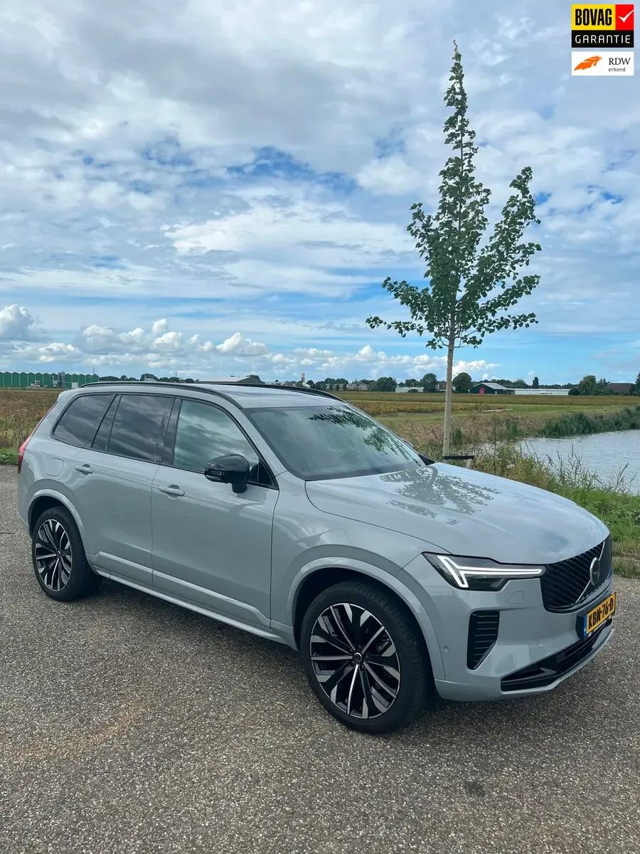 Volvo XC90 (2025) — foto 1